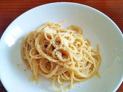 簡単・カッチョエペペまねっこパスタ